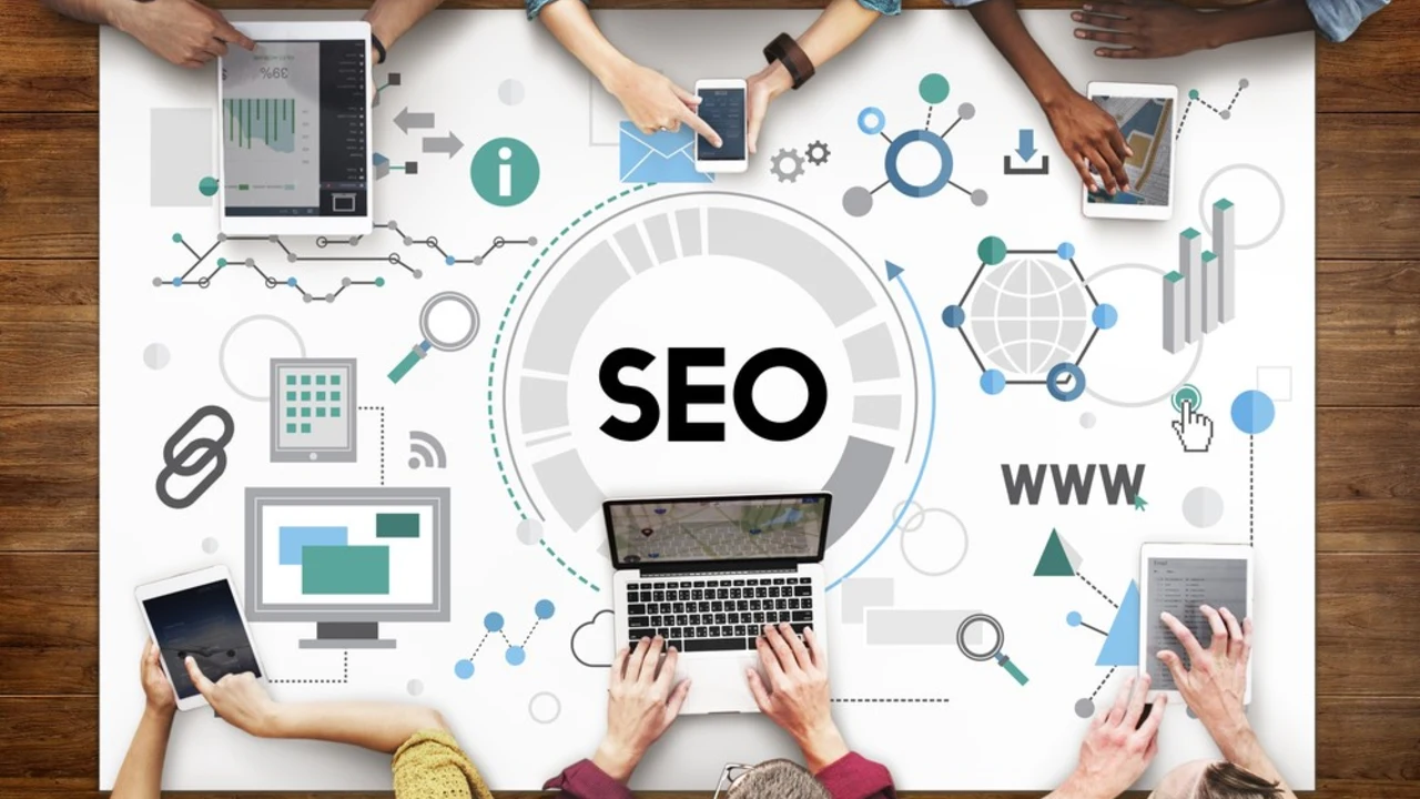 What is the difference between local and organic SEO
